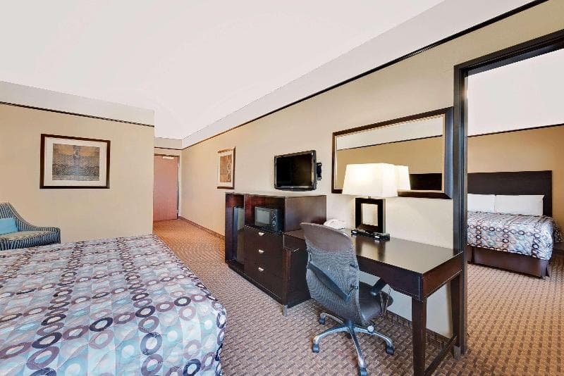 Super 8 By Wyndham Odessa photo 1