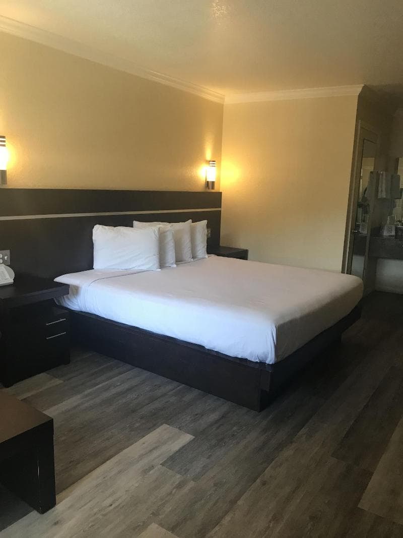 Country Inn Sonora 5
