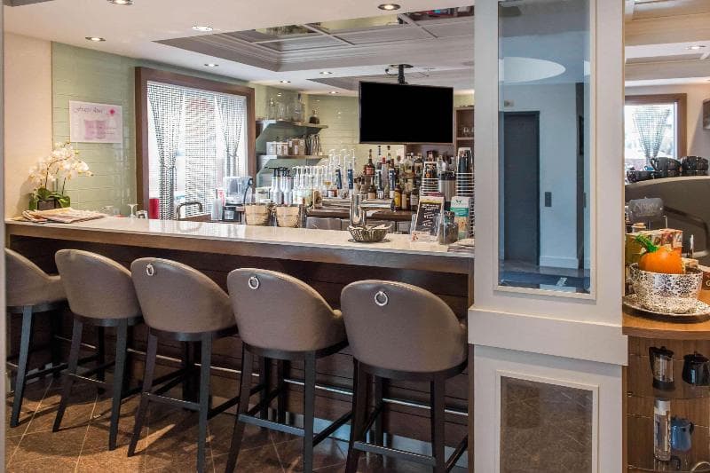 Les Suites Victoria, Ascend Hotel Collection 5