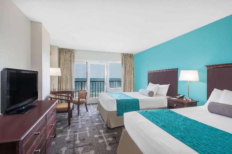 Howard Johnson Plaza By Wyndham Ocean City Oceanfront 4
