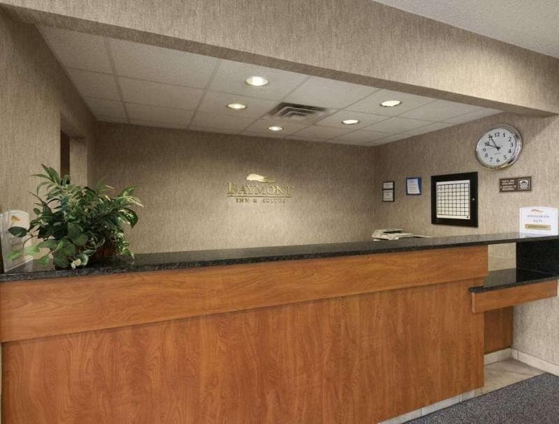 Baymont Inn & Suites Dekalb 3