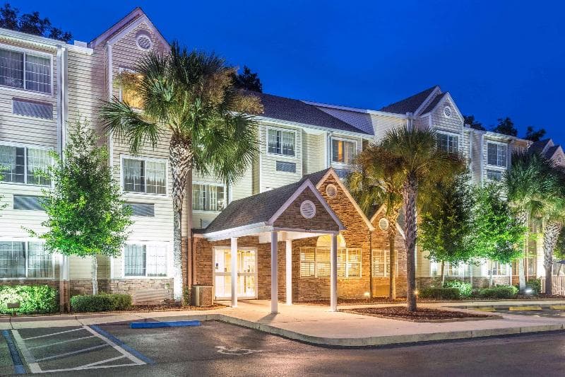 Microtel Inn & Suites by Wyndham Ocala photo 1