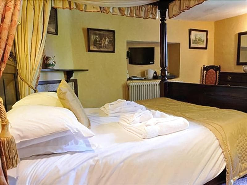 The Falkland Arms 3