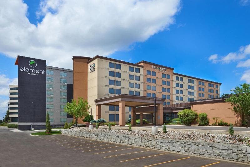 Four Points By Sheraton Toronto Airport 4