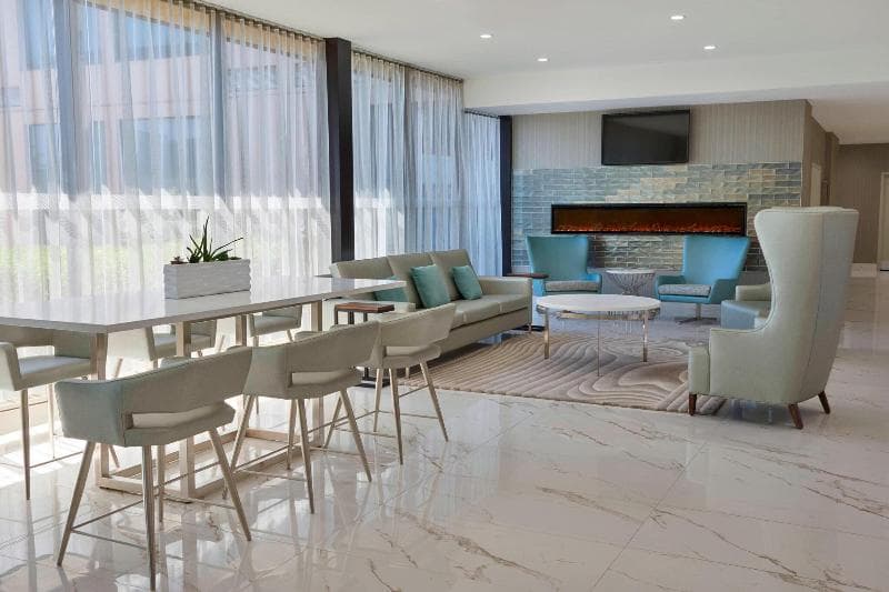 Four Points By Sheraton Toronto Airport 5