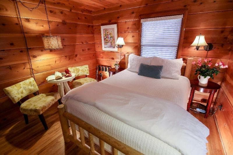 Elliott House Bed & Breakfast 3