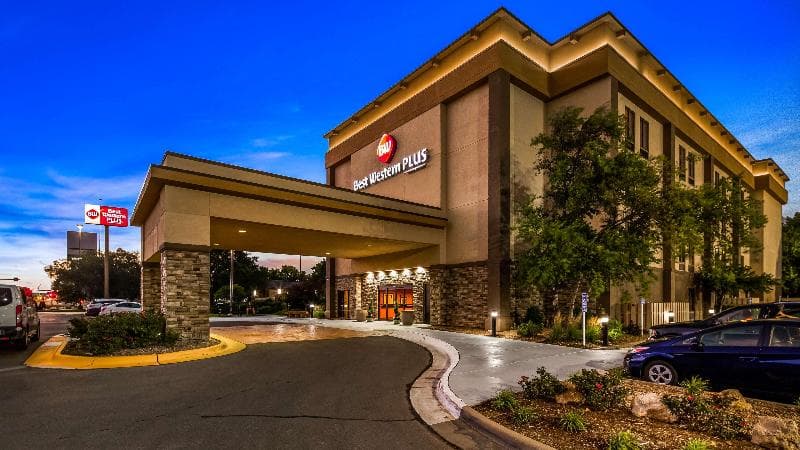 Best Western Plus Bayside Hotel 2