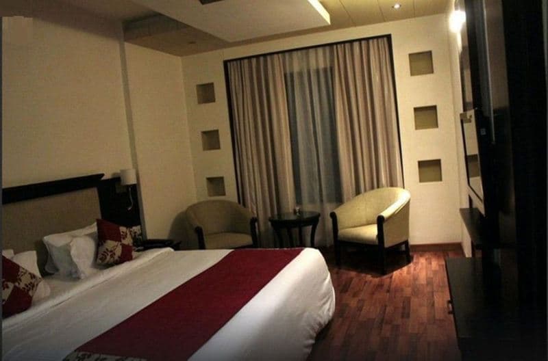 Royal Orchid Central, Shimoga 5