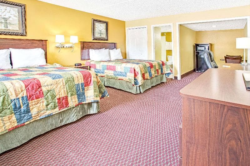 Days Inn By Wyndham Orange City/Deland 3