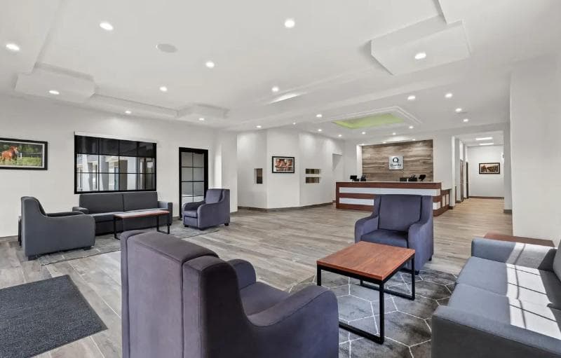Quality Inn & Suites Ocala I-75 3