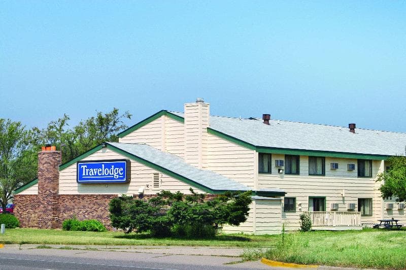 Travelodge by Wyndham Valleyfair Shakopee 5