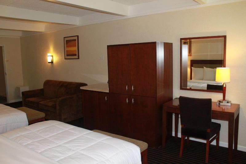 Lexington Inn & Suites - N.W. Chicago West/Elgin 3