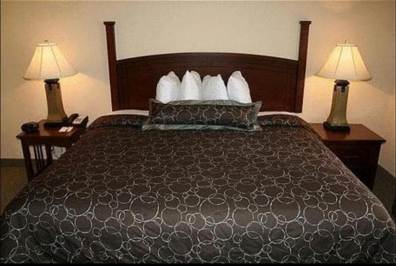Staybridge Suites Oklahoma City-Quail Springs 2