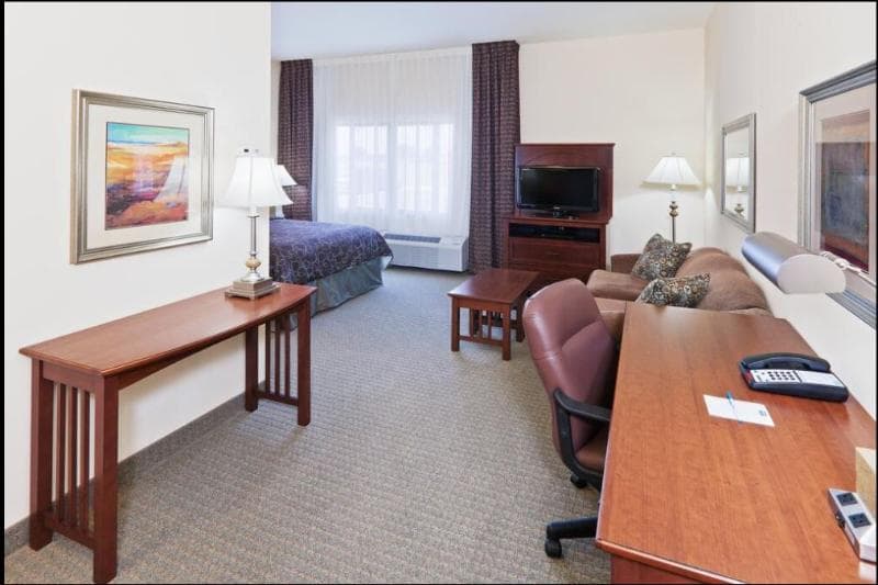 Staybridge Suites Oklahoma City-Quail Springs 3