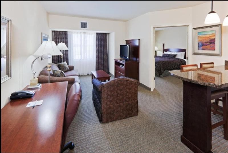 Staybridge Suites Oklahoma City-Quail Springs 4