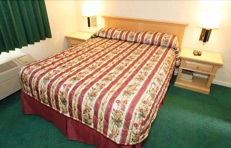 Discovery Inn photo 1
