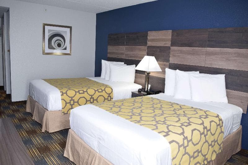 Baymont By Wyndham Addison photo 1