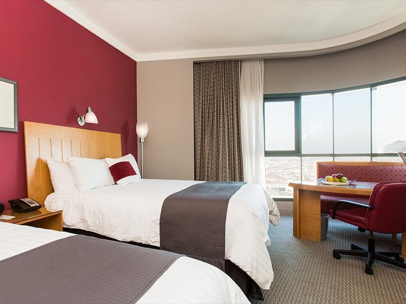 Brookstreet Hotel 3