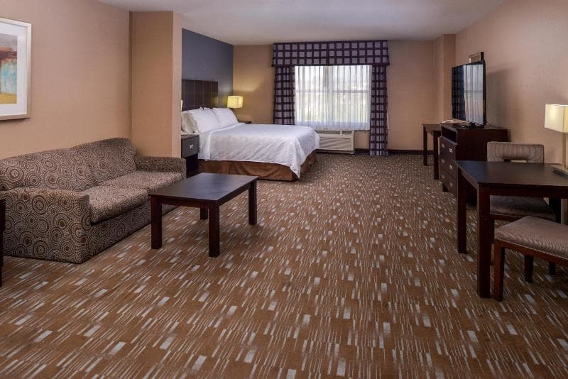Holiday Inn Ontario Airport 5