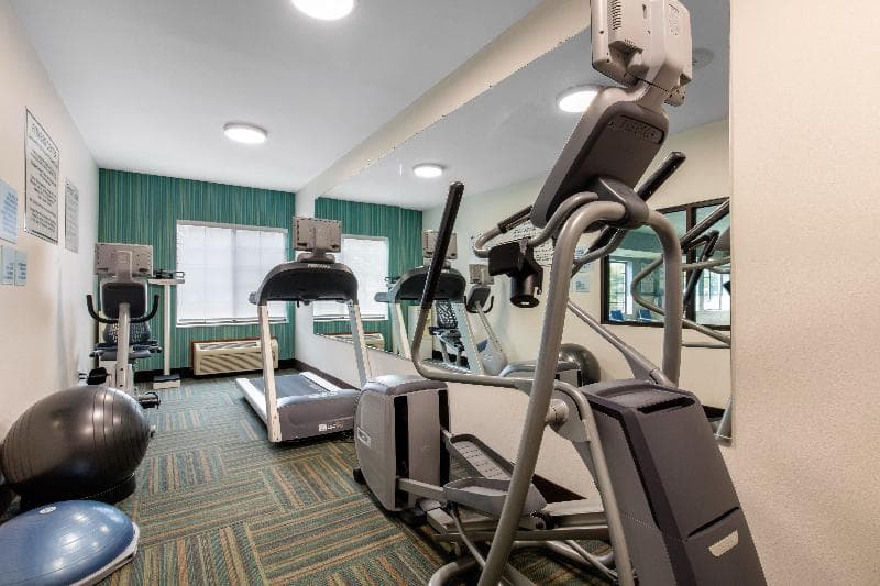 Holiday Inn Express Henderson N Evansville South 2