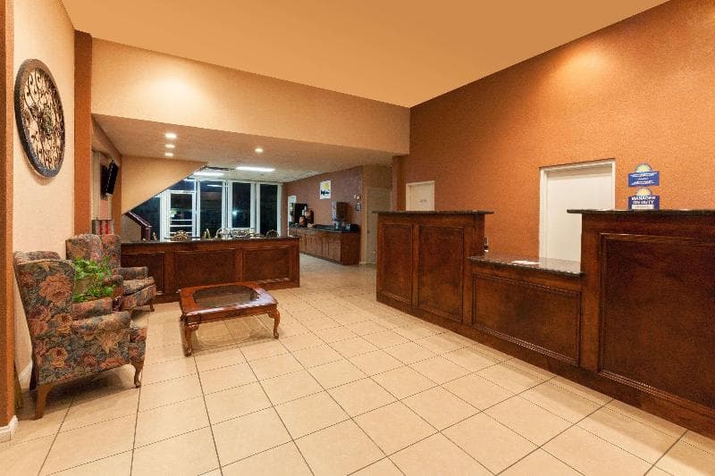 Days Inn by Wyndham Oklahoma City Fairground 4