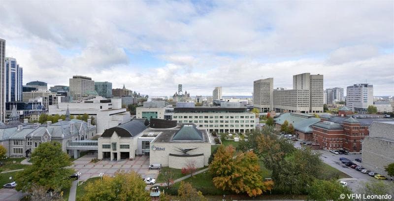 Ottawa Embassy Hotel And Suites 2