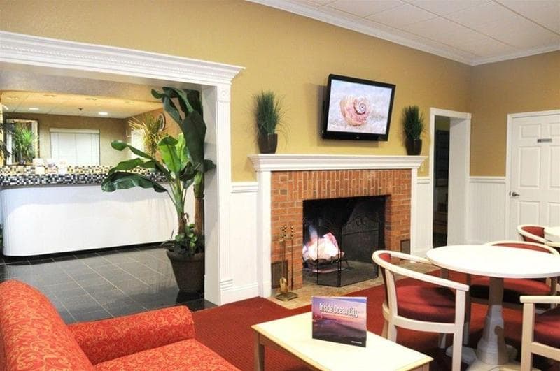Atlantic Oceanfront Inn 3