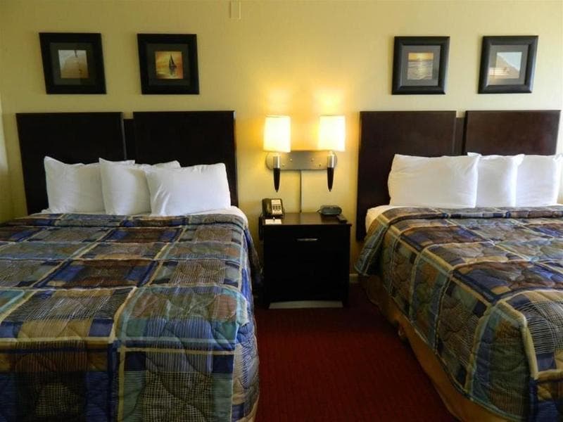 Atlantic Oceanfront Inn 4