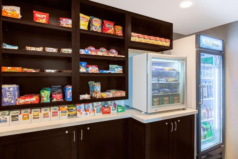 Hawthorn Suites by Wyndham Livermore Wine Country 5