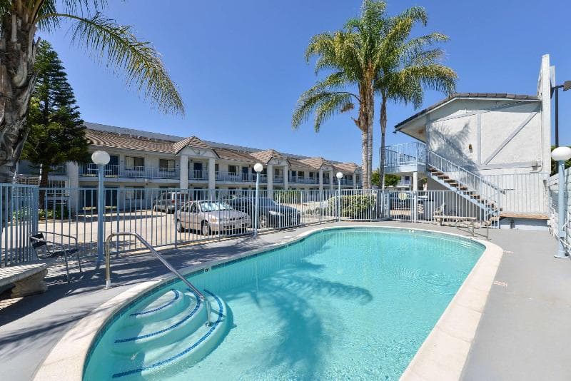 Americas Best Value Inn And Suites Ontario 2