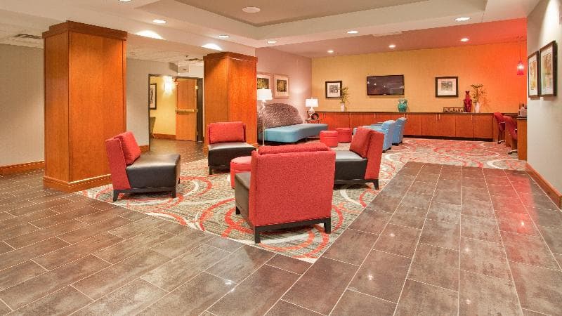 Holiday Inn Express Fremont 4