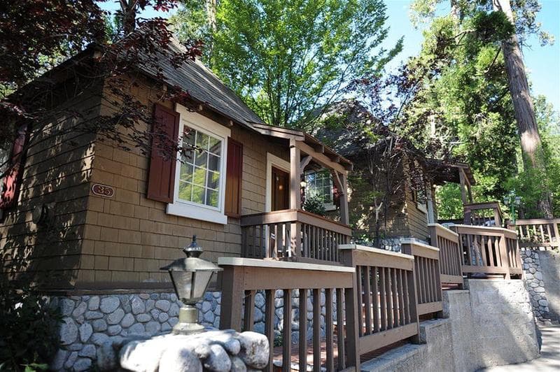 Saddleback Inn At Lake Arrowhead photo 1