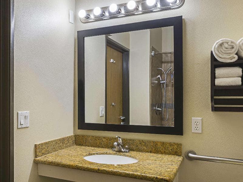 La Quinta Inn by Wyndham Olympia - Lacey 3