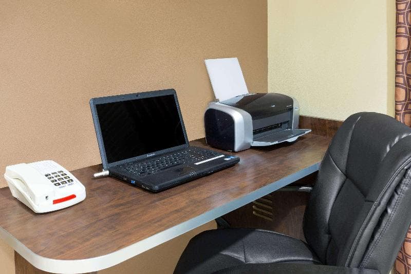 Microtel Inn & Suites By Wyndham Ozark photo 1