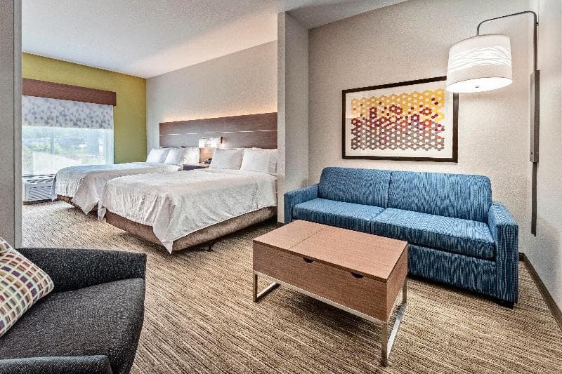 Holiday Inn Express Hotel & Suites Lake Zurich-Bar 4