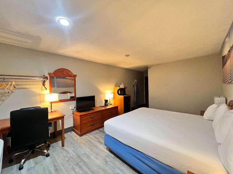 Days Inn by Wyndham Clearfield 2