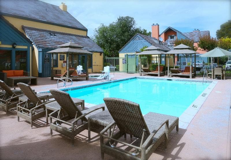 SenS Suites Livermore, SureStay Collection by Best Western 2