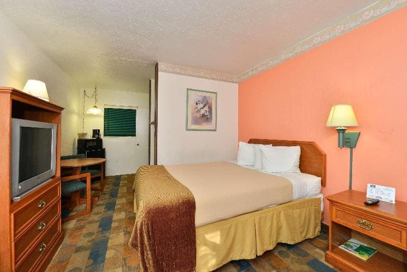Budget Inn Okeechobee photo 1