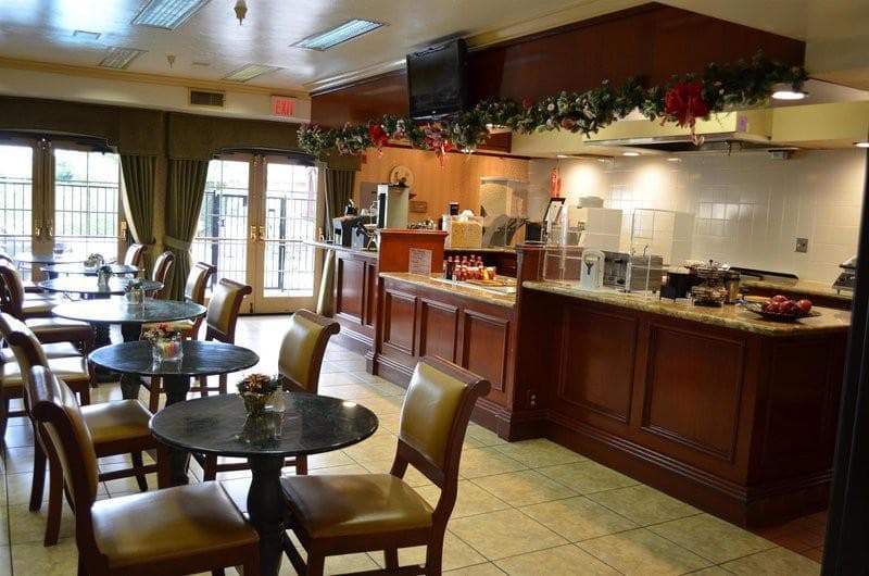 Folk Inn Ontario Airport photo 1