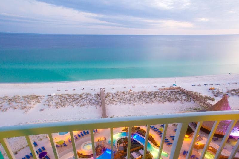 Holiday Inn Resort Pensacola Beach Gulf Front photo 1