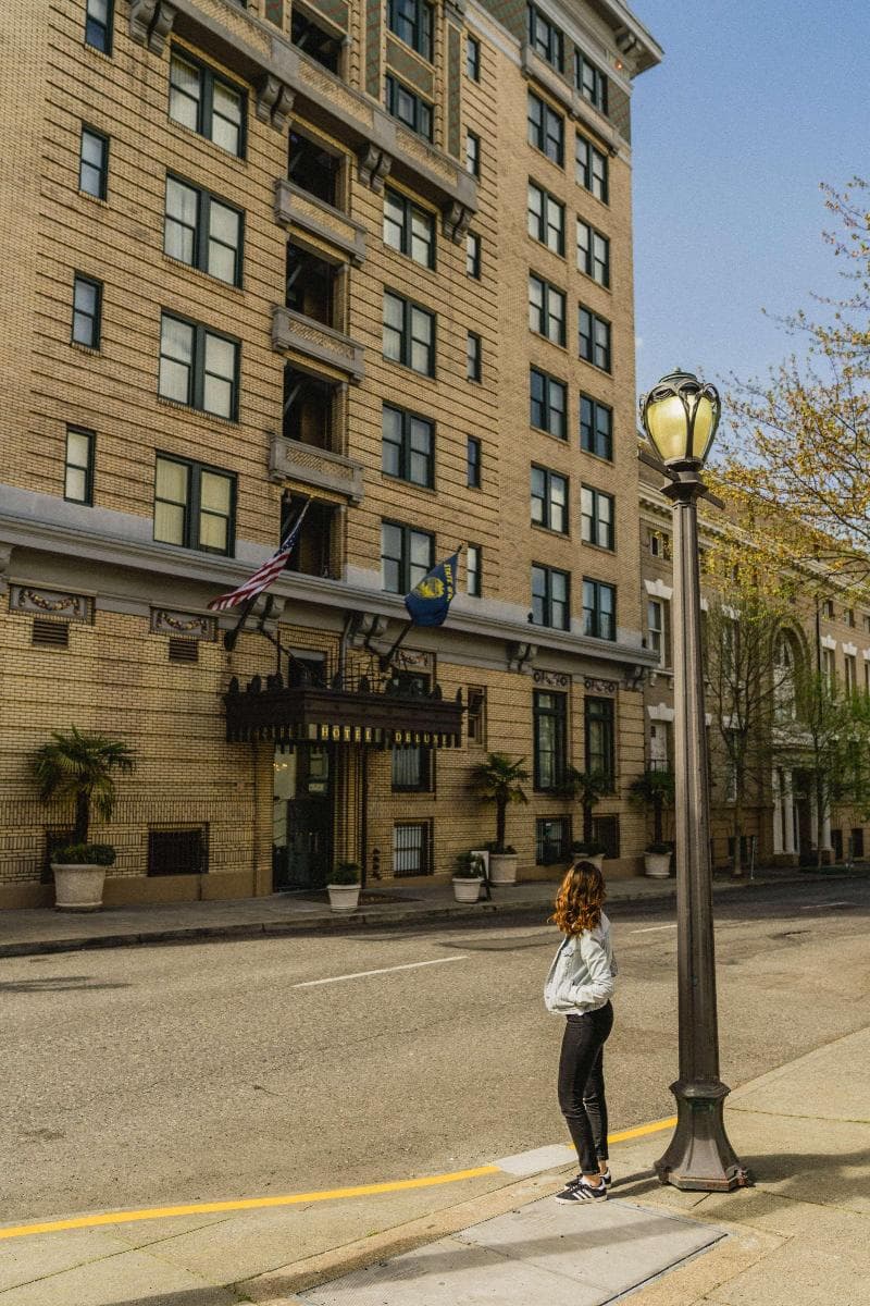 Hotel deLuxe 5
