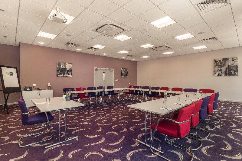 Holiday Inn Express Preston - South photo 1