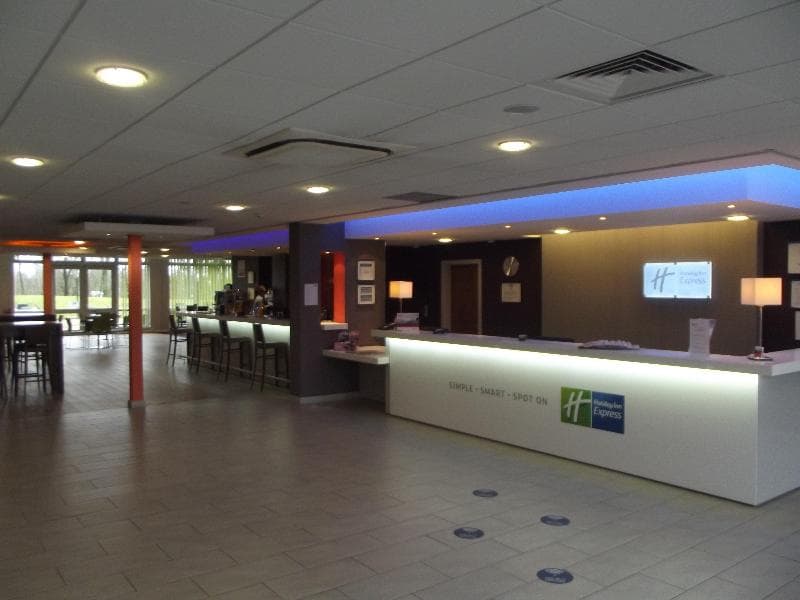 Holiday Inn Express Preston - South 5