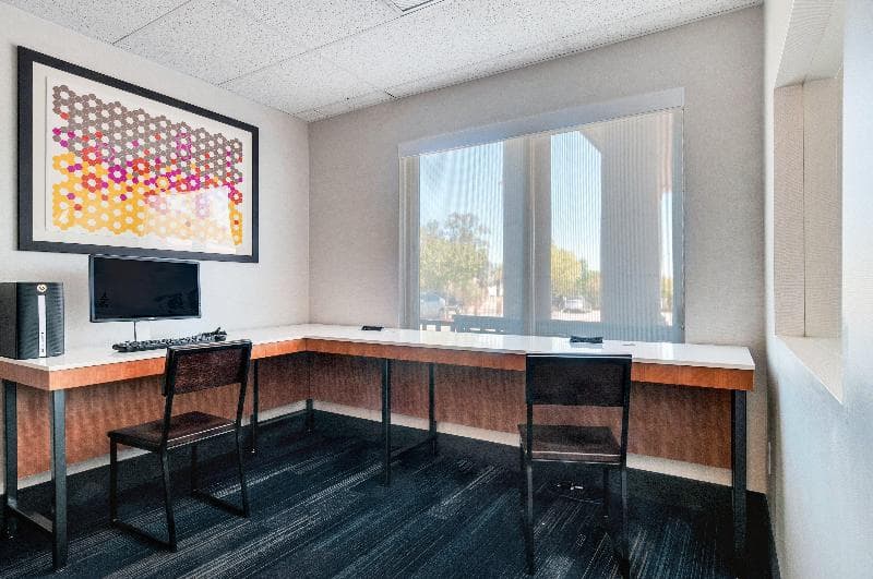 Holiday Inn Express & Suites Banning 3