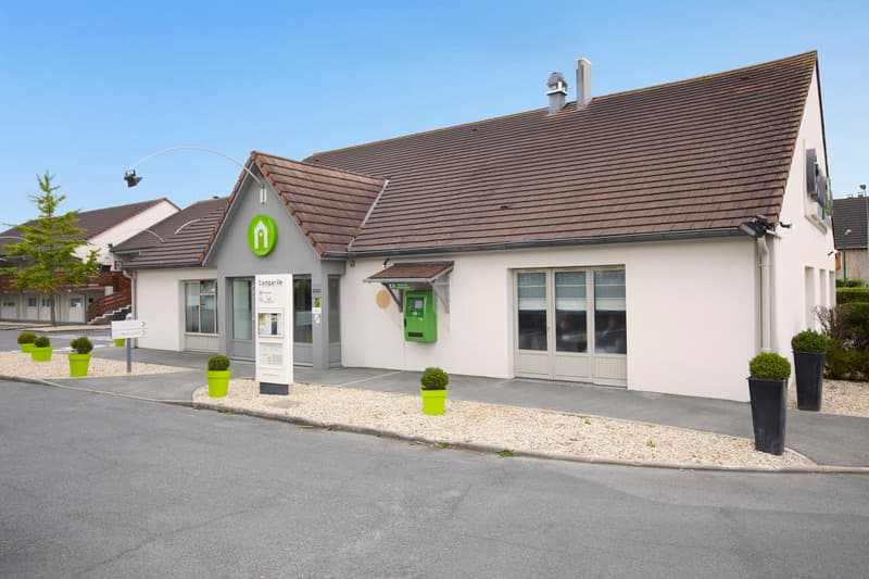 Hotel Campanile Meaux 2