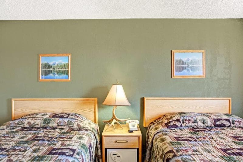 Topaz Lodge photo 1