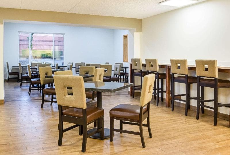 Quality Inn & Suites Clackamas - Portland 4
