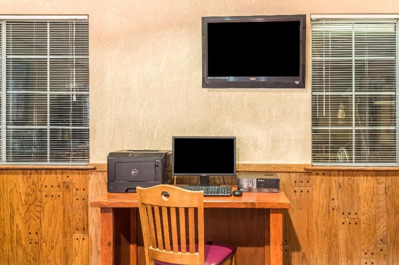 Super 8 By Wyndham Wickenburg photo 1