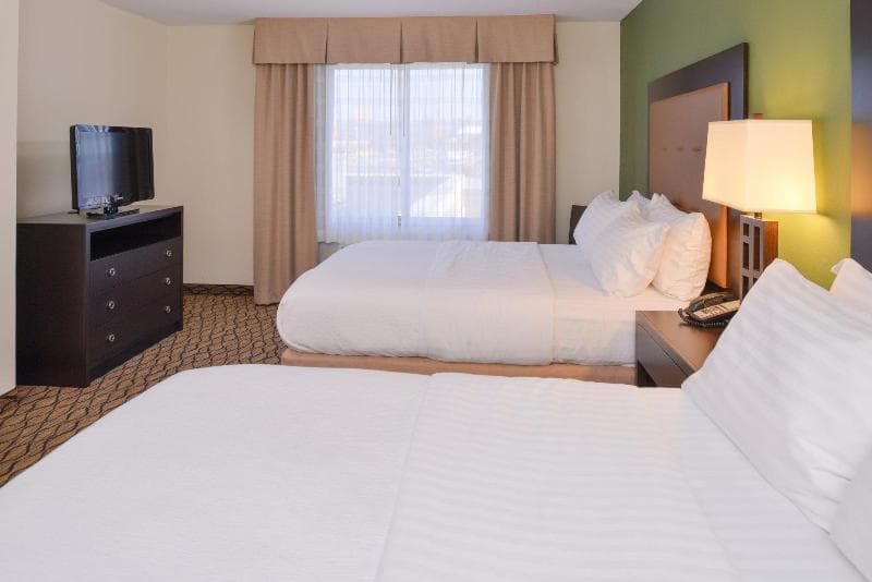 Holiday Inn Poplar Bluff 4
