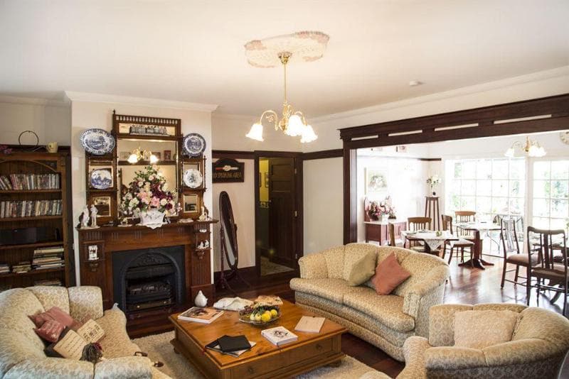 Rosebridge House Bed & Breakfast Adult Retreat 4